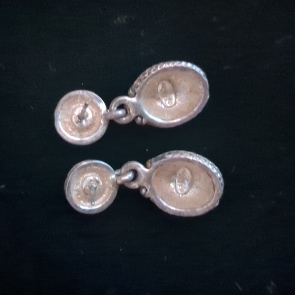 Napier Silver / Gold Dangle Earrings. Dangles Are lightweight go with everything - Picture 4 of 4